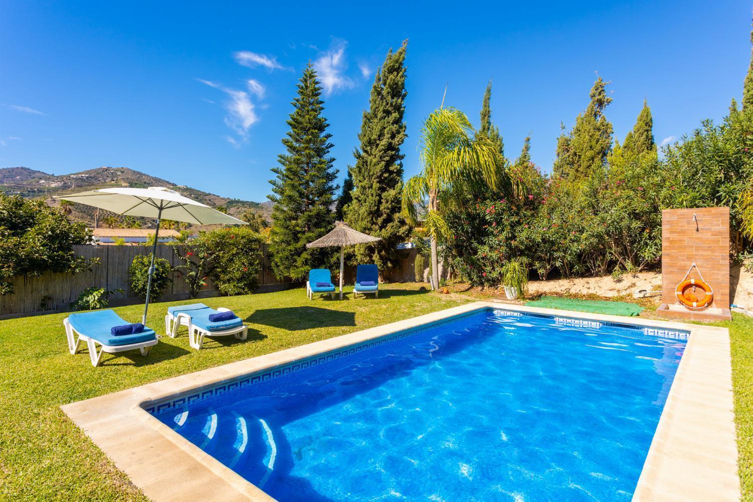 Villa Loli Imaroga One Nerja Extérieur photo