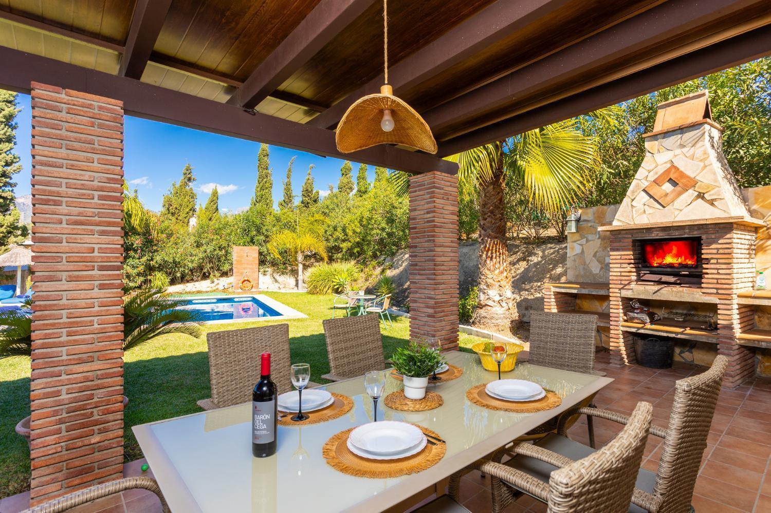 Villa Loli Imaroga One Nerja Extérieur photo